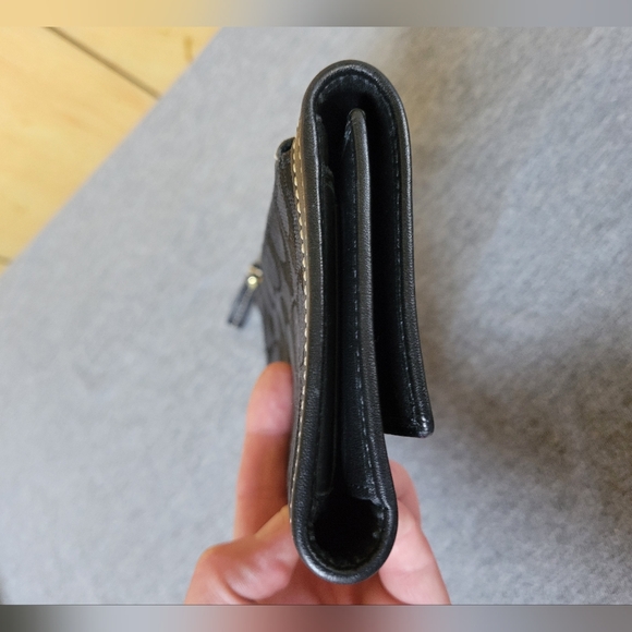 Coach Leatherware Signature Folding Snap Wallet - Picture 7 of 9